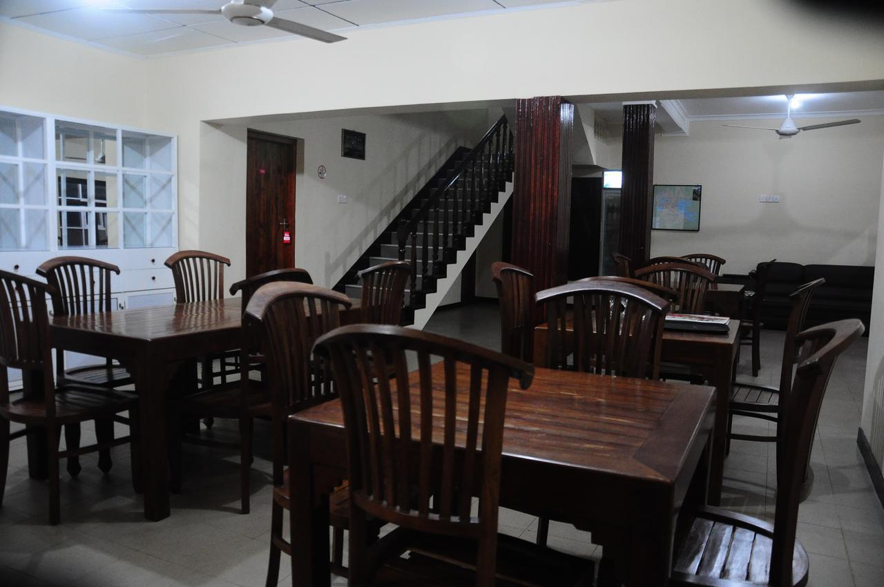 Swiss Garden Tourist Rest Hotel Anuradhapura Exterior photo
