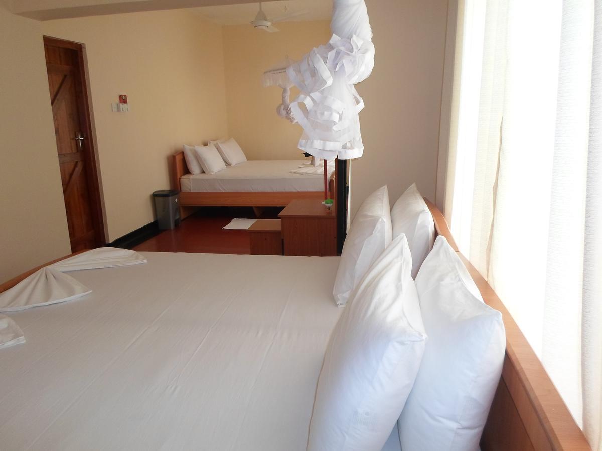 Swiss Garden Tourist Rest Hotel Anuradhapura Exterior photo