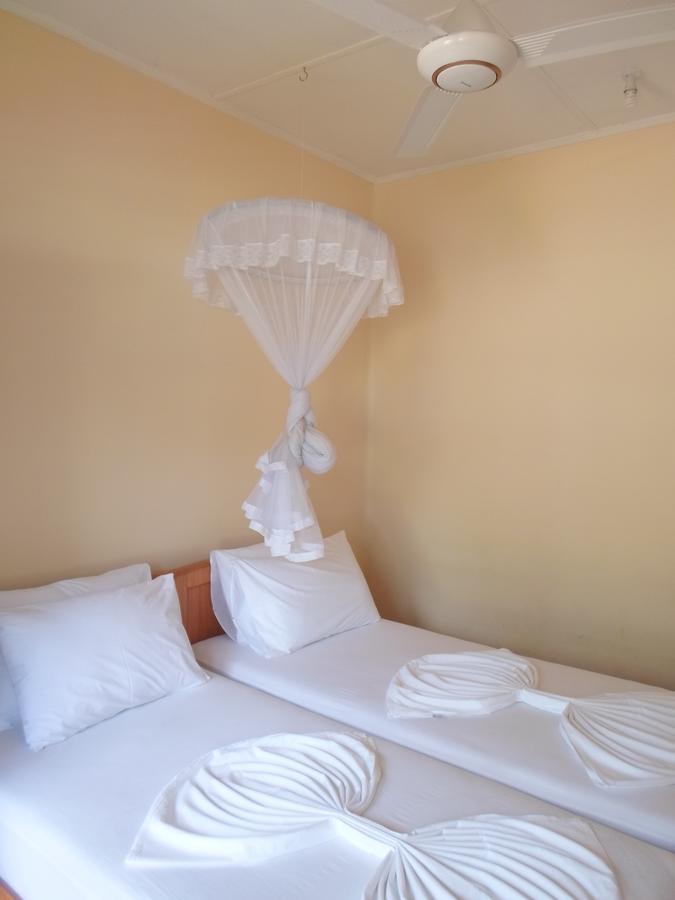 Swiss Garden Tourist Rest Hotel Anuradhapura Exterior photo