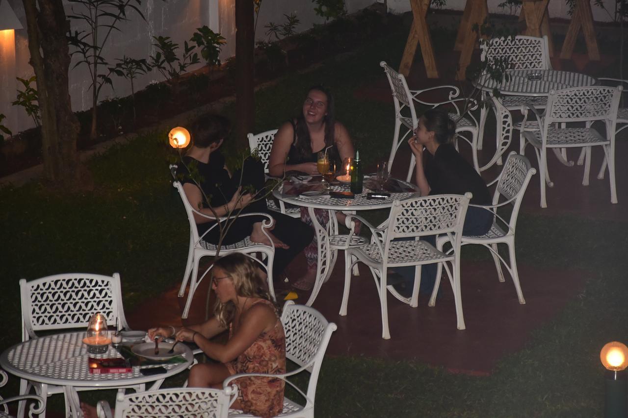 Swiss Garden Tourist Rest Hotel Anuradhapura Exterior photo