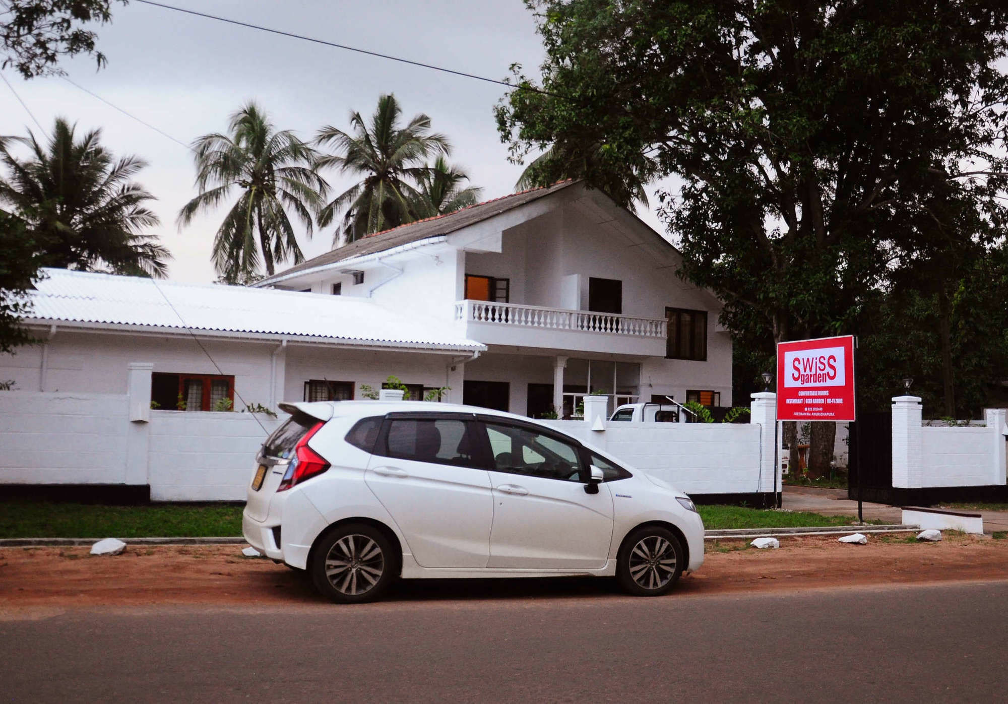Swiss Garden Tourist Rest Hotel Anuradhapura Exterior photo